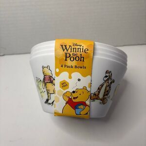 Disney Winnie the Pooh Piglet Tigger Eeyore 4 Pack Plastic Cereal Bowls NWT
